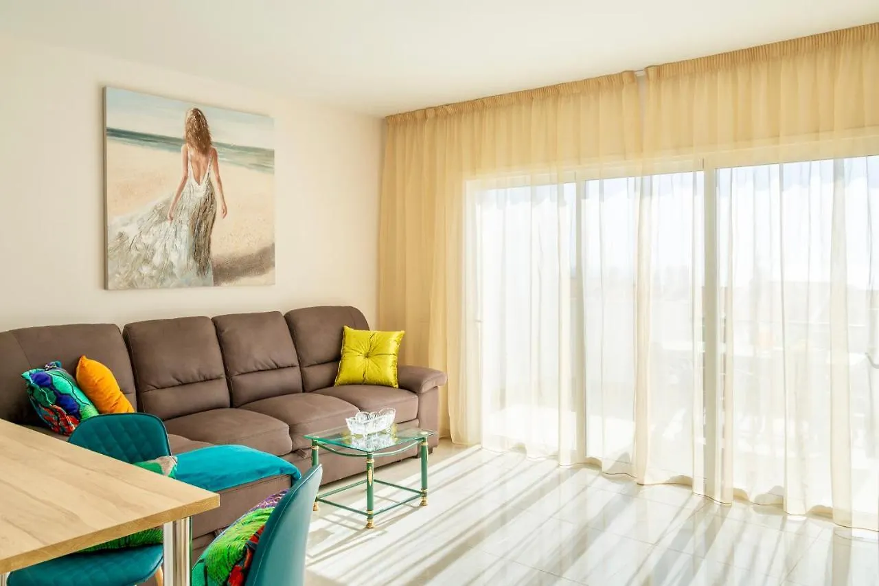 Esmeralda. Lovely And New Apartment Right By The Ocean! Callao Salvaje Spain