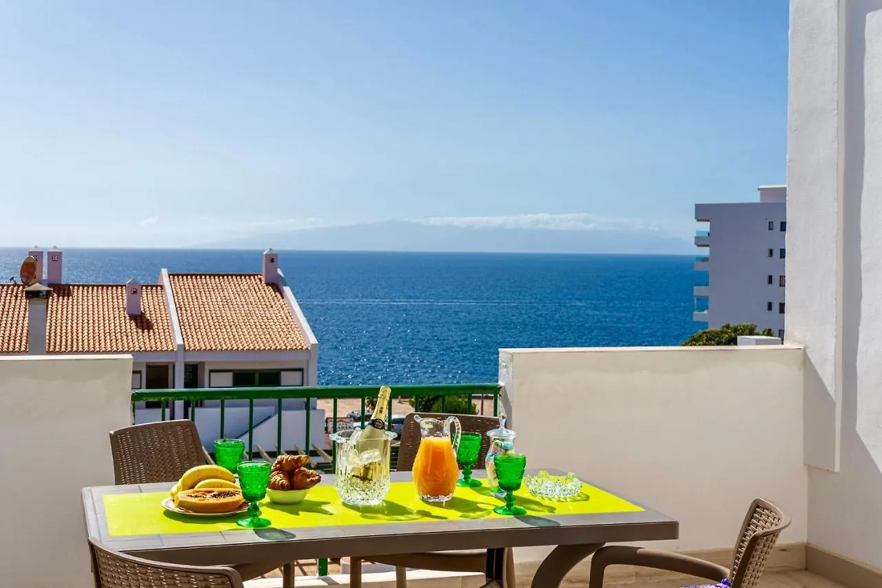 Esmeralda. Lovely And New Apartment Right By The Ocean! location