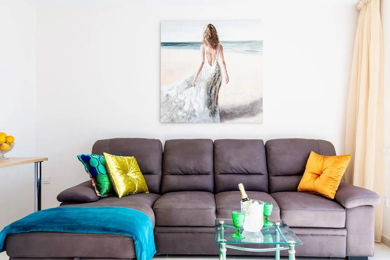 Esmeralda. Lovely And New Apartment Right By The Ocean! Callao Salvaje España